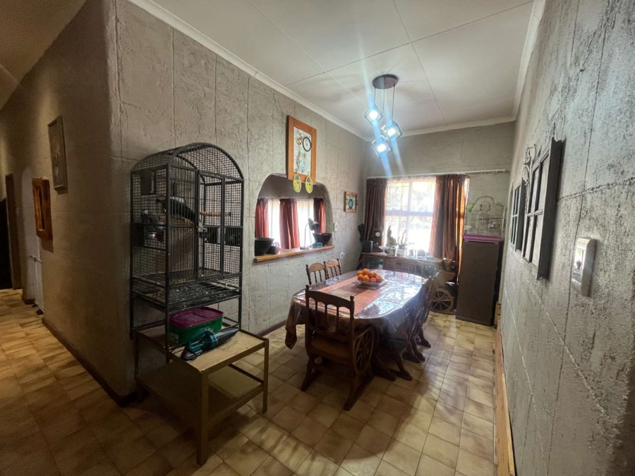 5 Bedroom Property for Sale in Die Rand Northern Cape